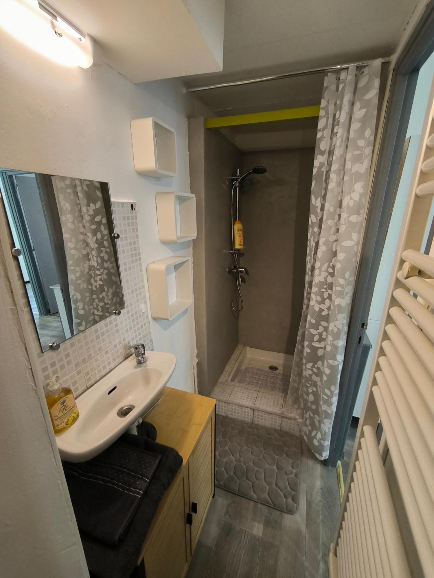 Appartement Chaleureux Dans Le Centre De Béziers Eksteriør billede